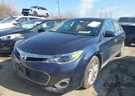 2015 Toyota Avalon Xle Premium z USA, uszkodzony, nr VIN 4T1BK1EB3FU155111